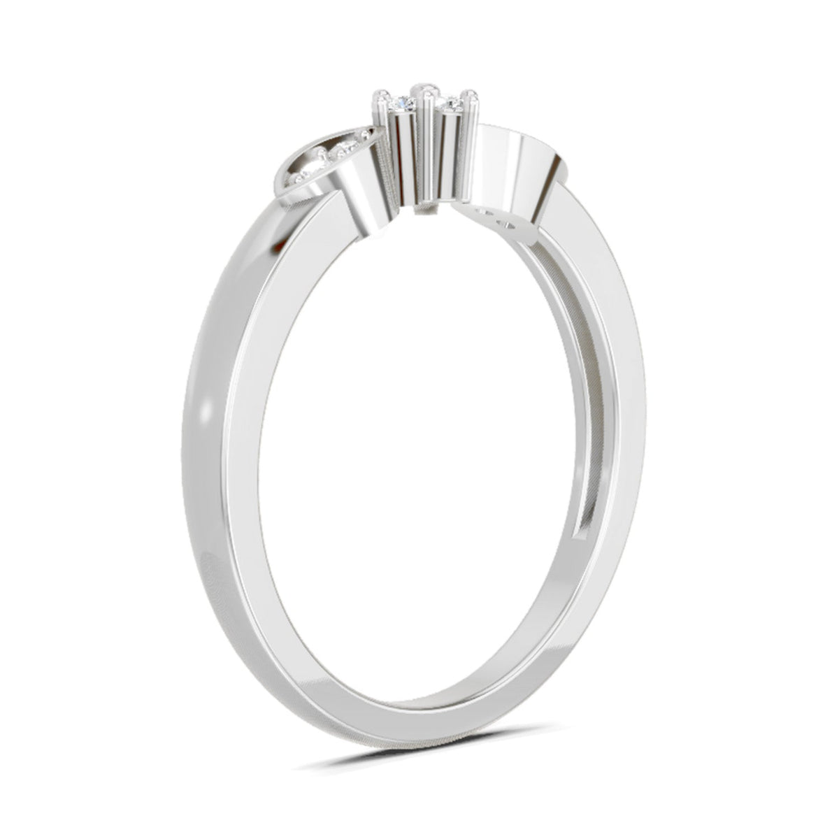 Captivating Round Cluster Diamond Ring