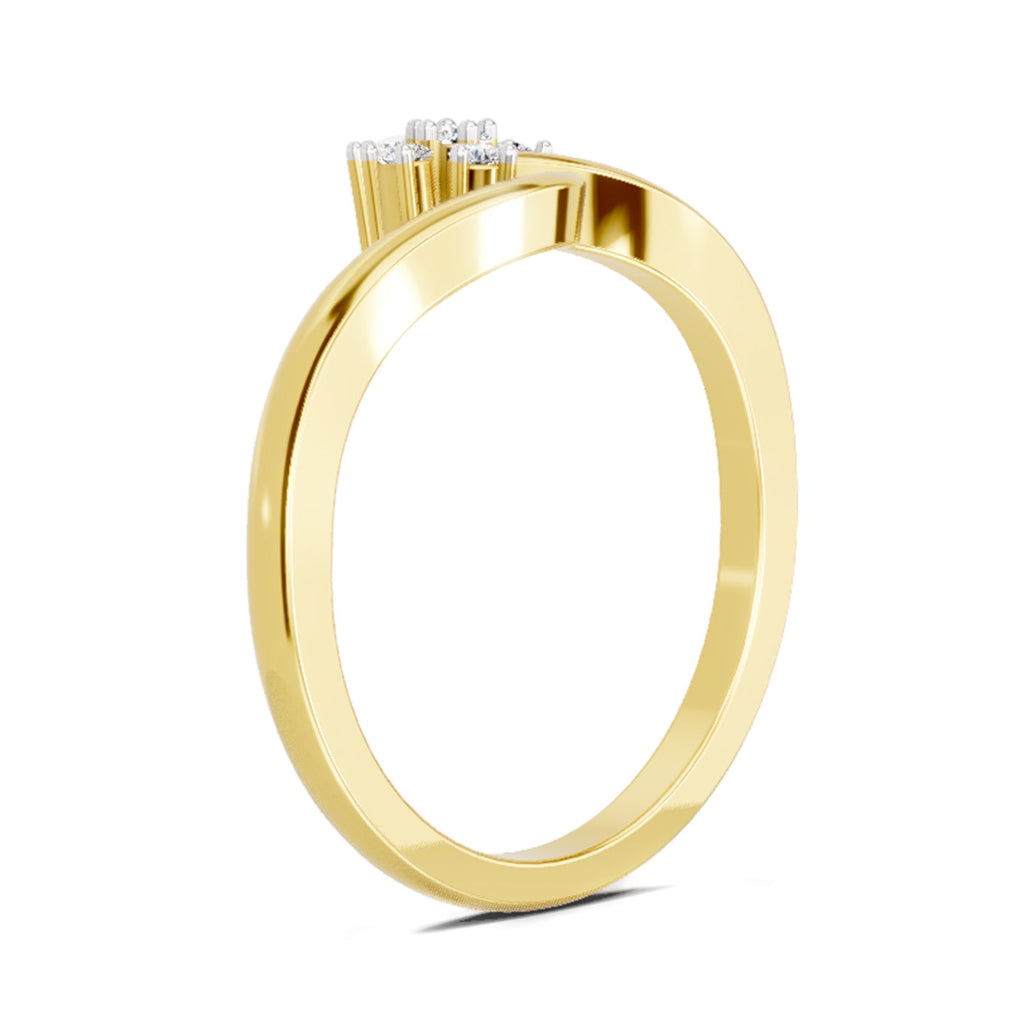 Lustrous Diamond Ring