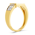 Pristine Round Diamond Ring