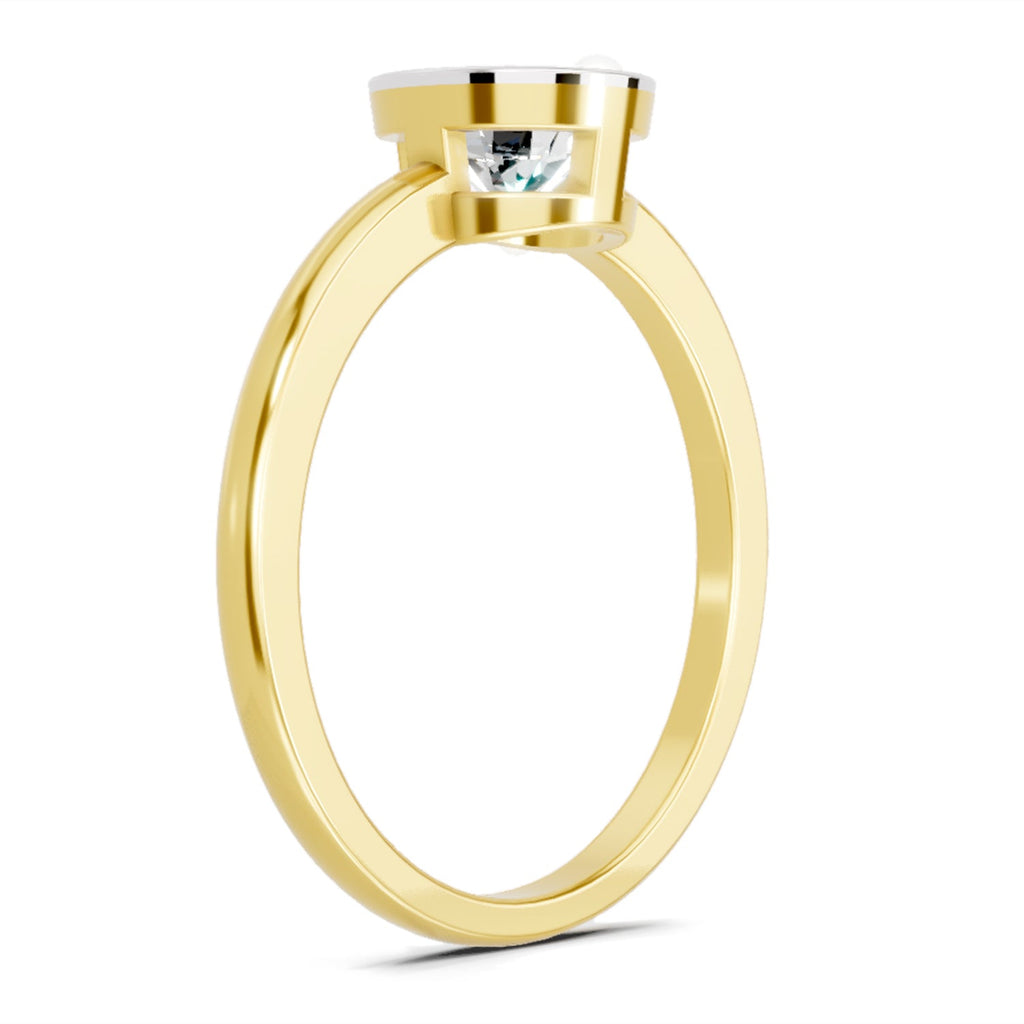 Sparkling Solitaire Diamond Ring