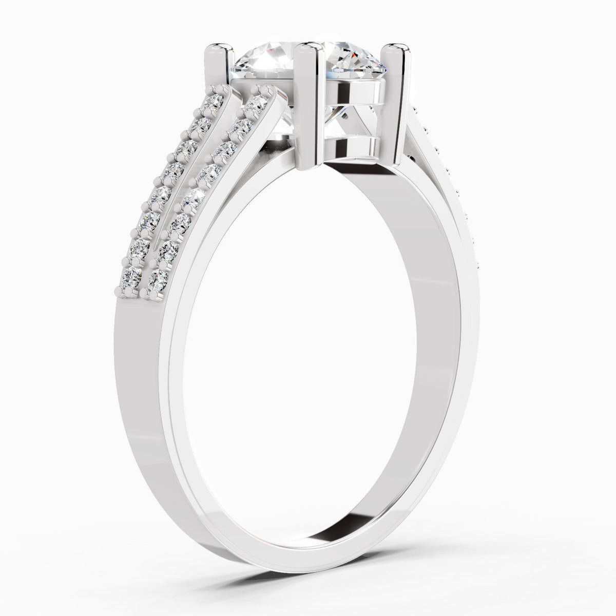 Exquisite Round Halo Diamond Ring