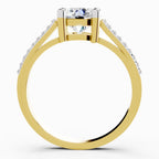 Exquisite Round Halo Diamond Ring