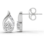 Shimmering Round Diamond Stud Earrings
