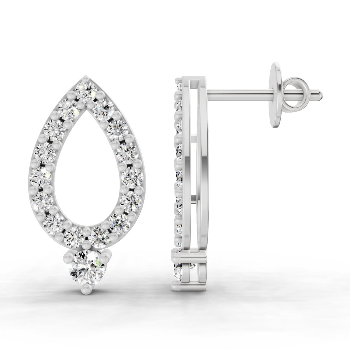 Exquisite Round Diamond Stud Earrings