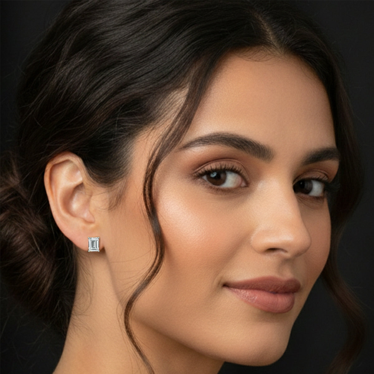 6.1 Carat 14K Gold Emerald Stud Earring
